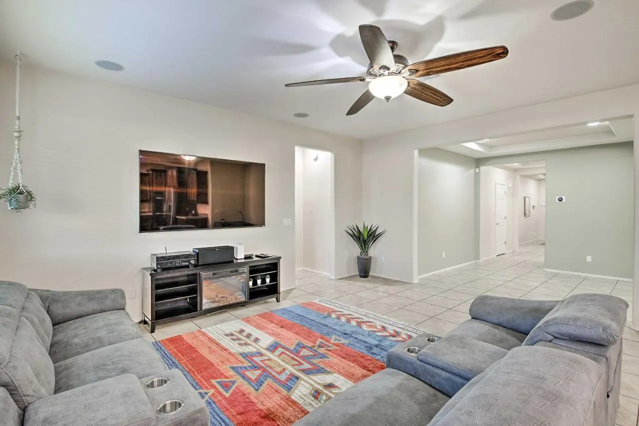 Phoenix Home With Heated Pool 7 Mi To Downtown!