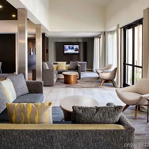 3* Hotel Courtyard By Marriott Airport
